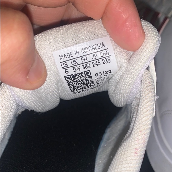 Adidas women White and Pink Sneakers - Picture 5 of 8